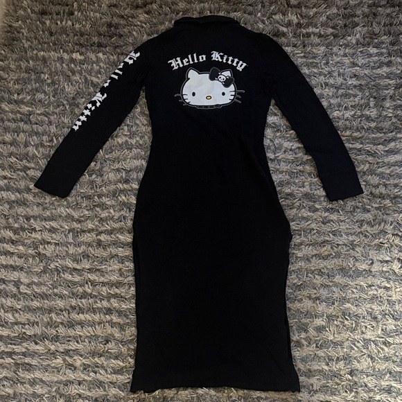 Hello Kitty Long Sleeve Dress with Graphic Detail - Picture 3 of 7